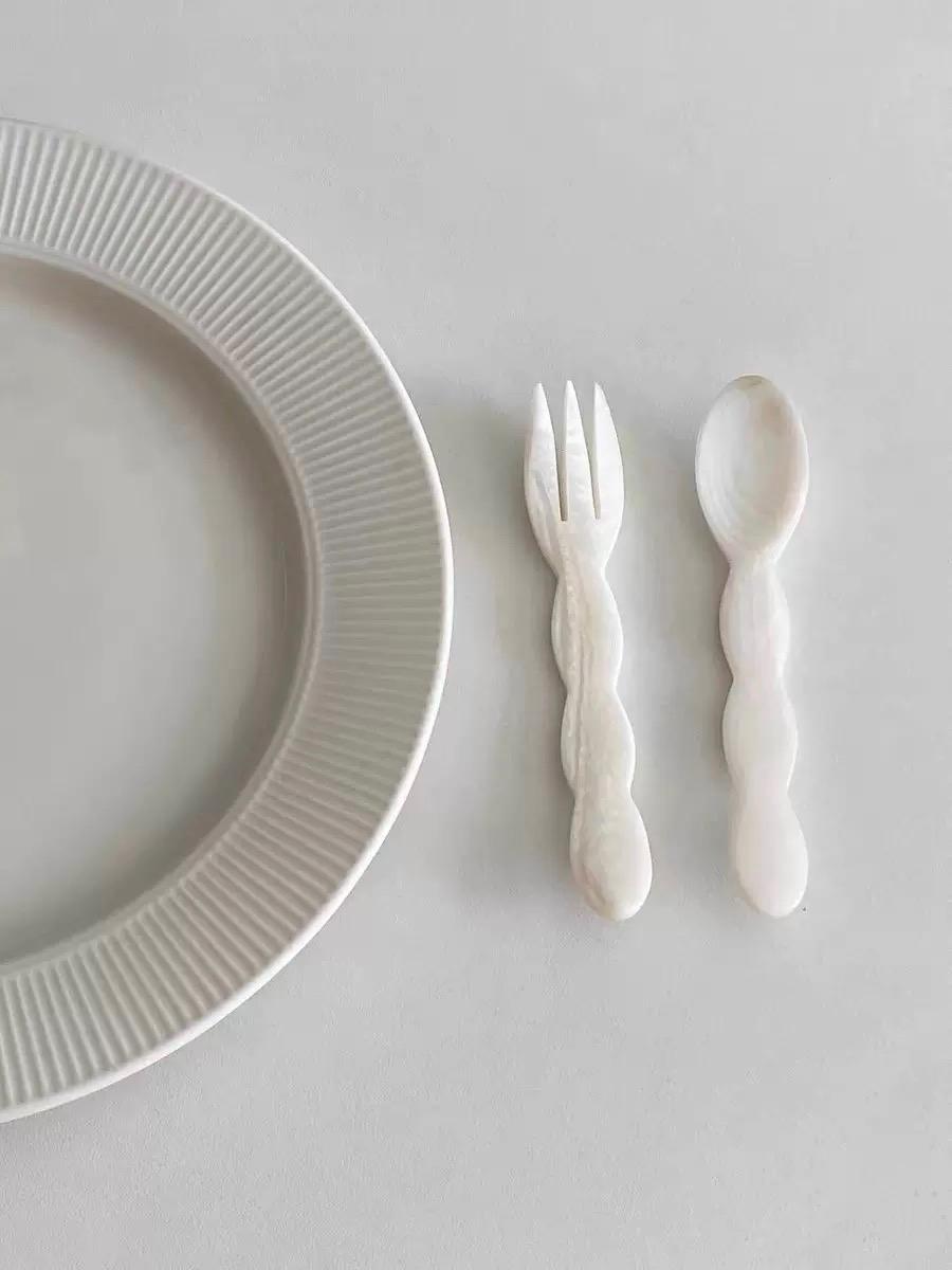 Natural Shell Dessert Fork & Spoon Set: Coastal Home Decor