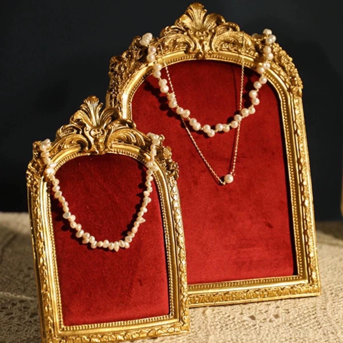 Baroque Jewelry Holder: Vintage Gold Frame & Velvet Lining