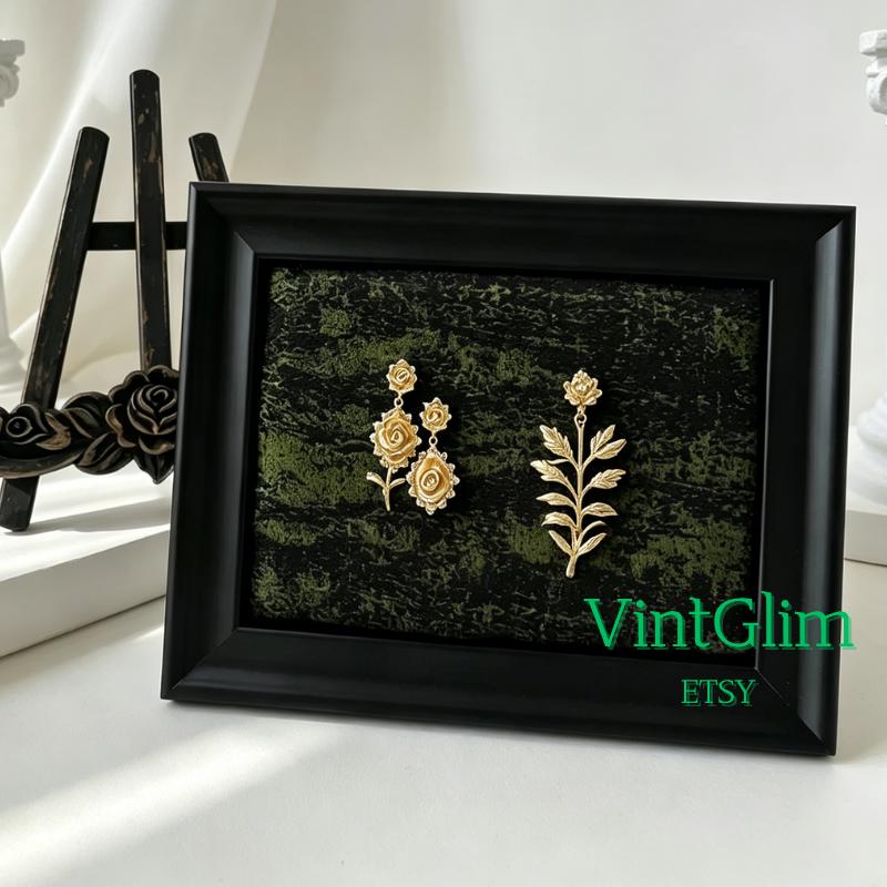 Elegant Jewelry Display, Earring Tray, Necklace Holder & Ring Organizer, Mother's Day Gift