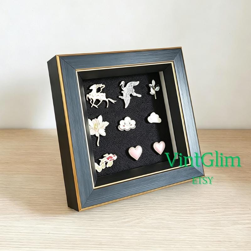 Pinboard Pin Display Frame, Velvet Felt Shadow Box for Badge Medal Jewelry Storage