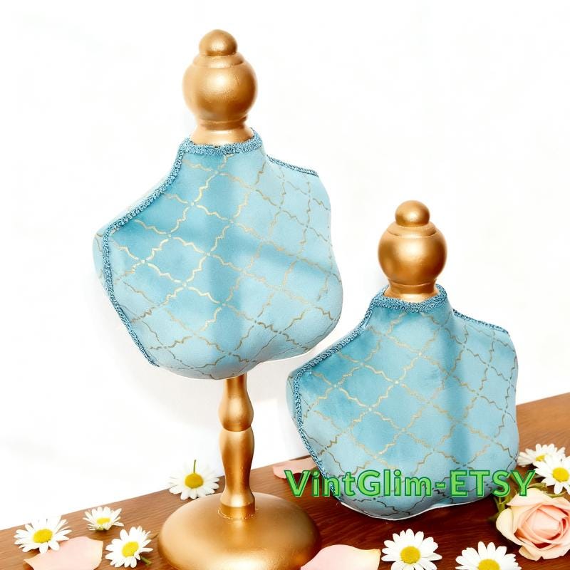 Baroque Bust Mannequin: Necklace, Earring & Ring Organizer