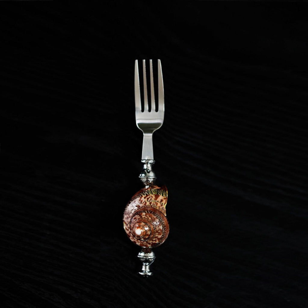 Handmade Conch Shell Flatware Set: Natural Coastal Dining Utensils