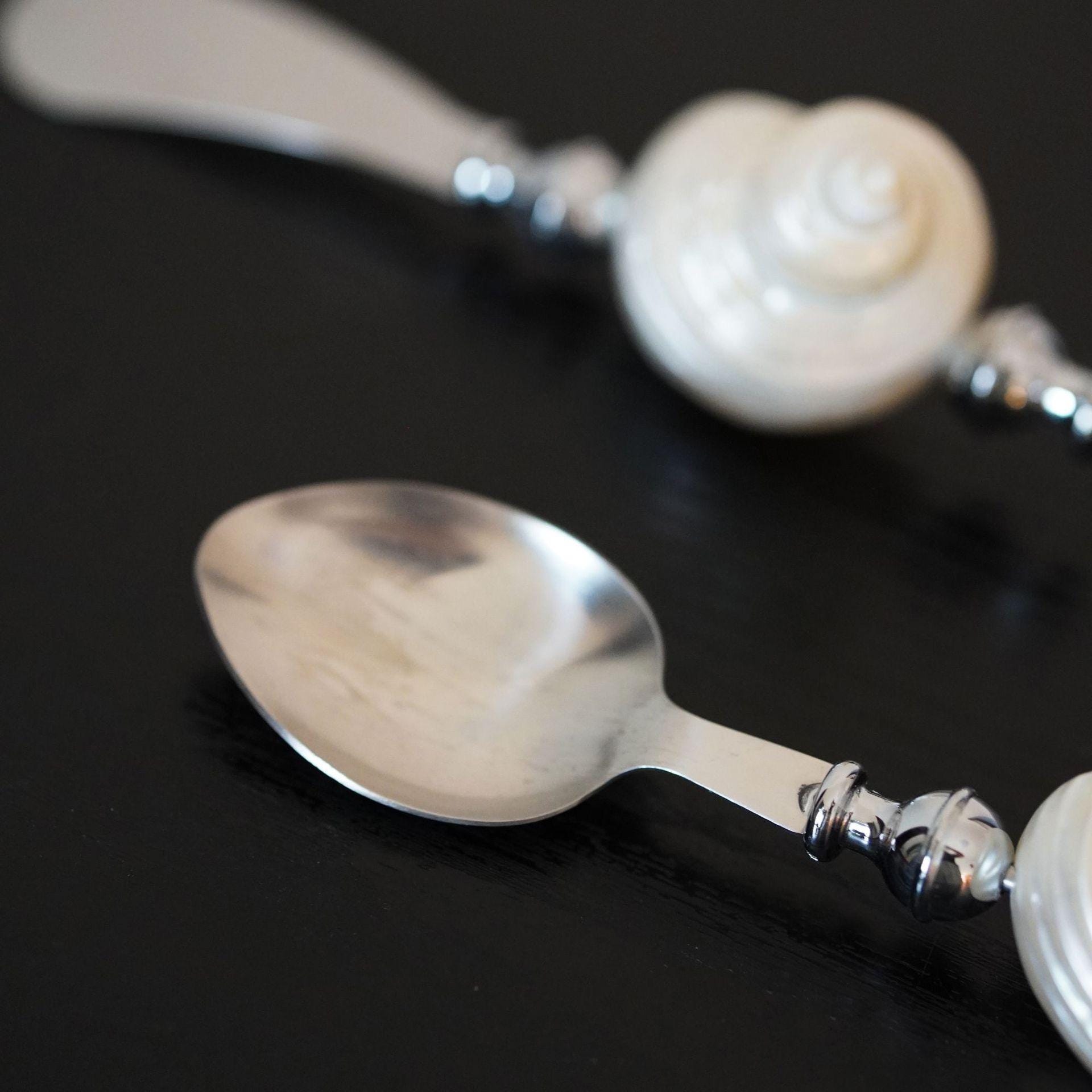 Seashell Handle Cutlery Set: Handmade Stainless Steel Dessert Utensils