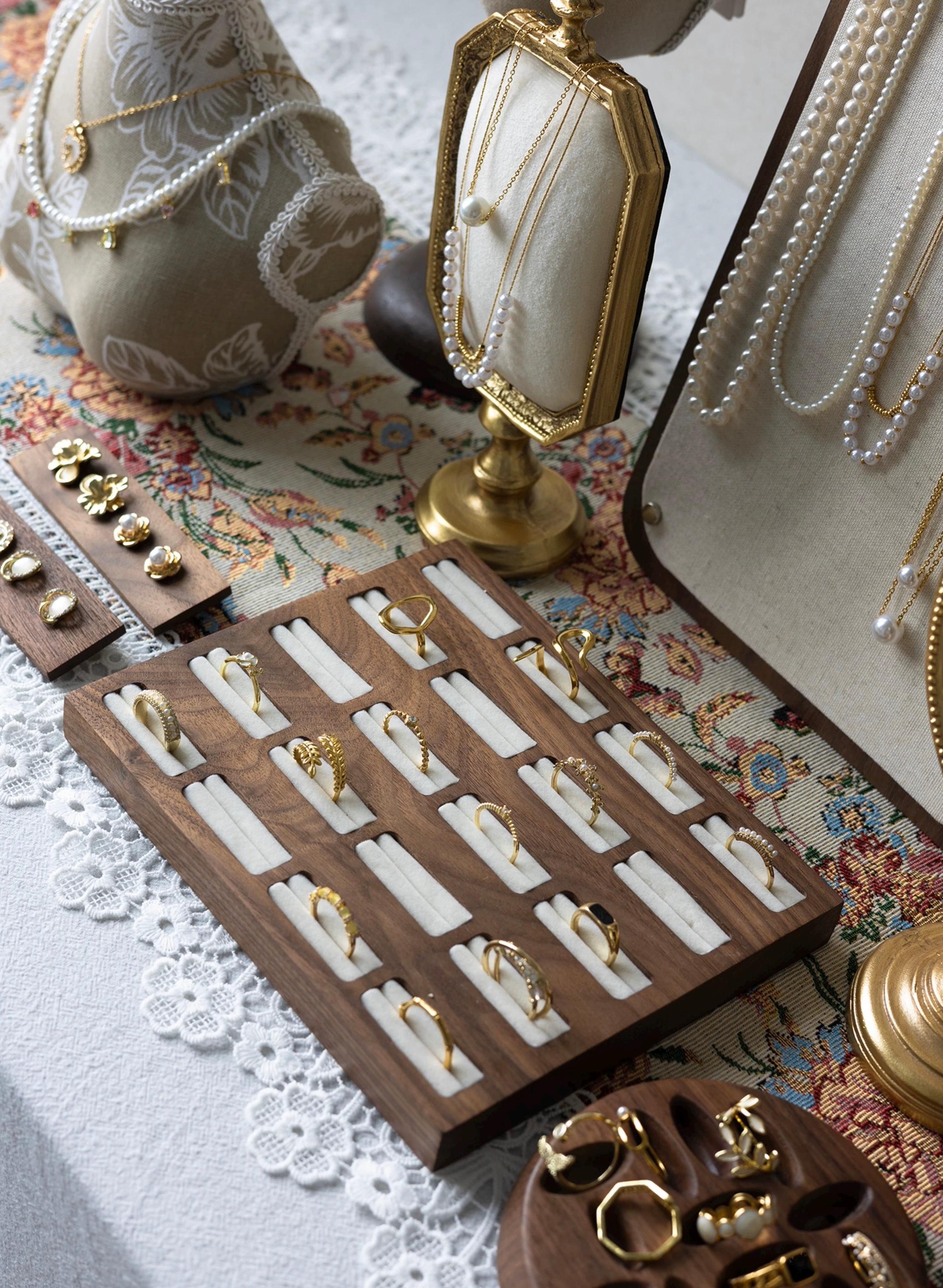 Baroque Jewelry Display Set: Walnut Ring Holder & Linen Necklace Stand