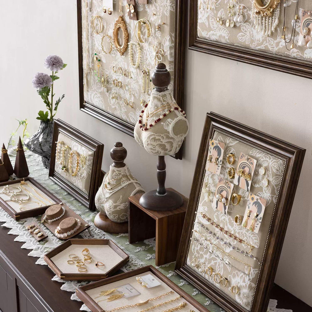 Baroque Lace Jewelry Display: Wood Frame Necklace & Ring Holder