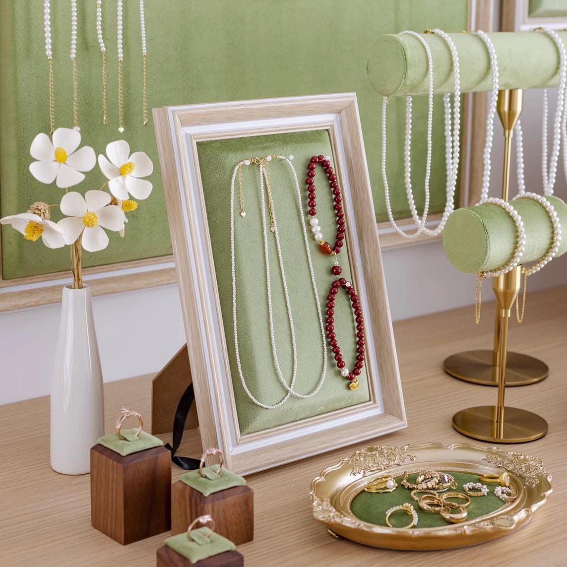 Baroque Green Velvet Jewelry Display Necklace/Earring/Bracelet Holder, Gold T-Bar Organizer,Home Decor