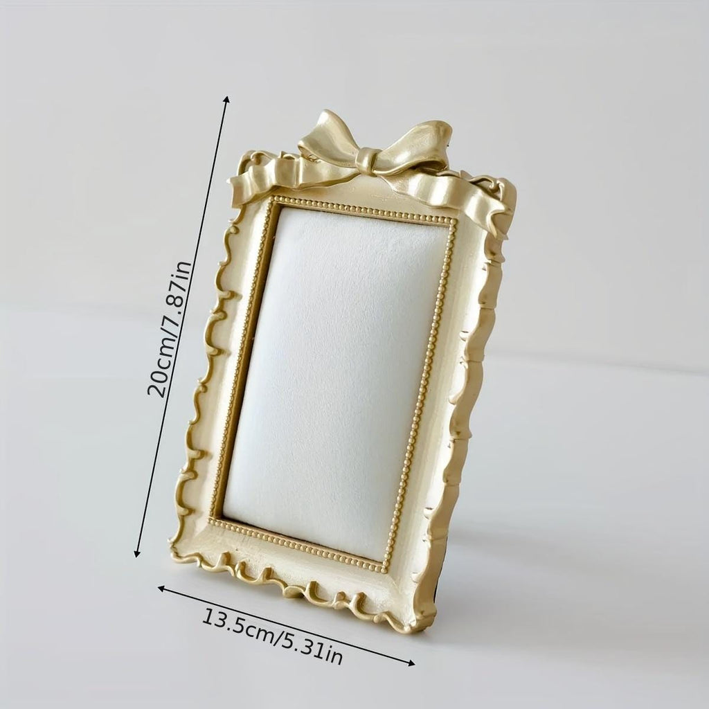 Ornate Gold Baroque Jewelry Stand: Velvet Necklace Ring Holder