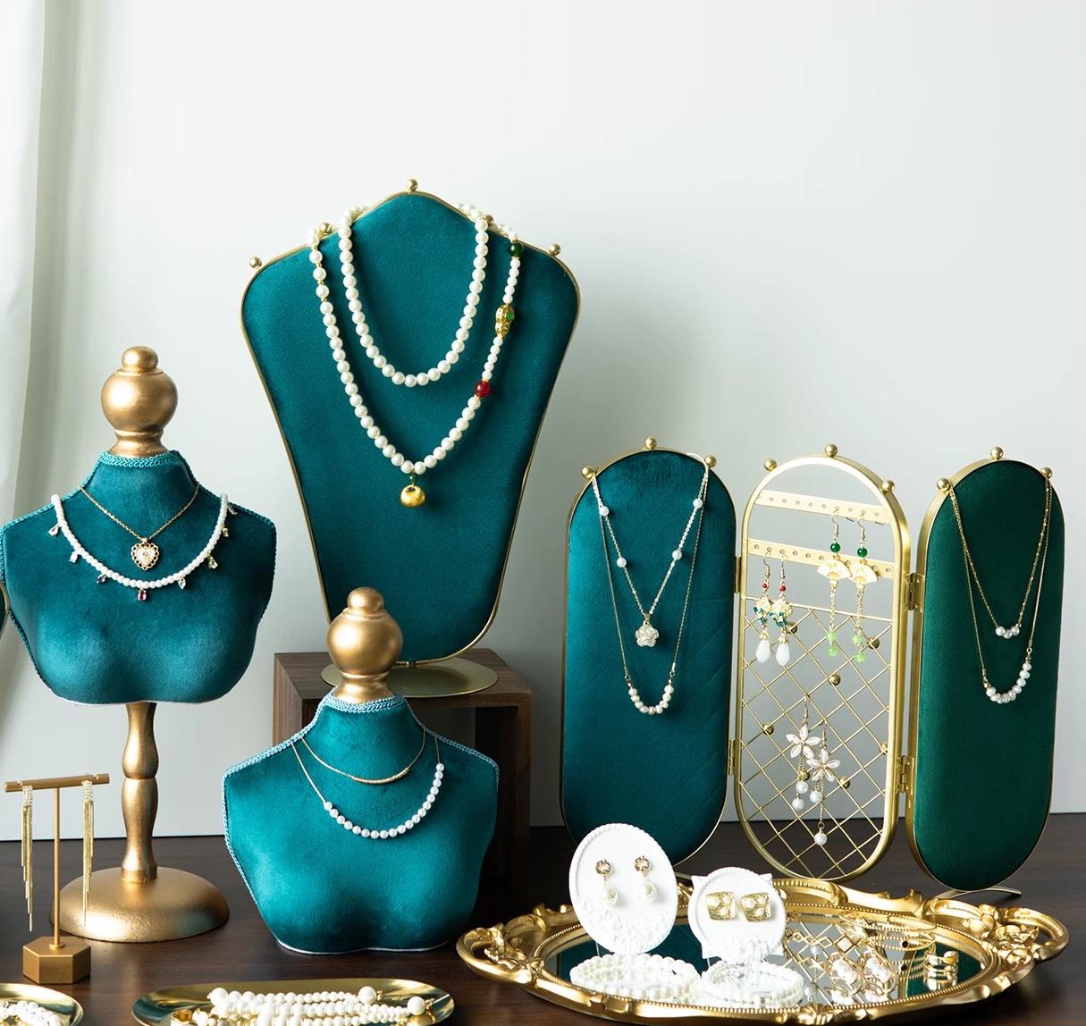 Teal Velvet Jewelry Display: Baroque Ring, Necklace & Earring Holder