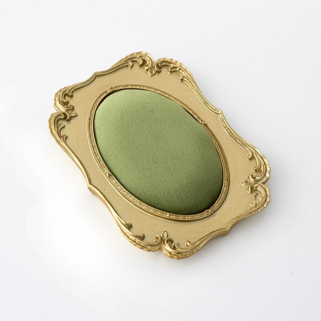 Baroque Green Velvet Jewelry Display Stand: Vintage Ring & Earring Organizer