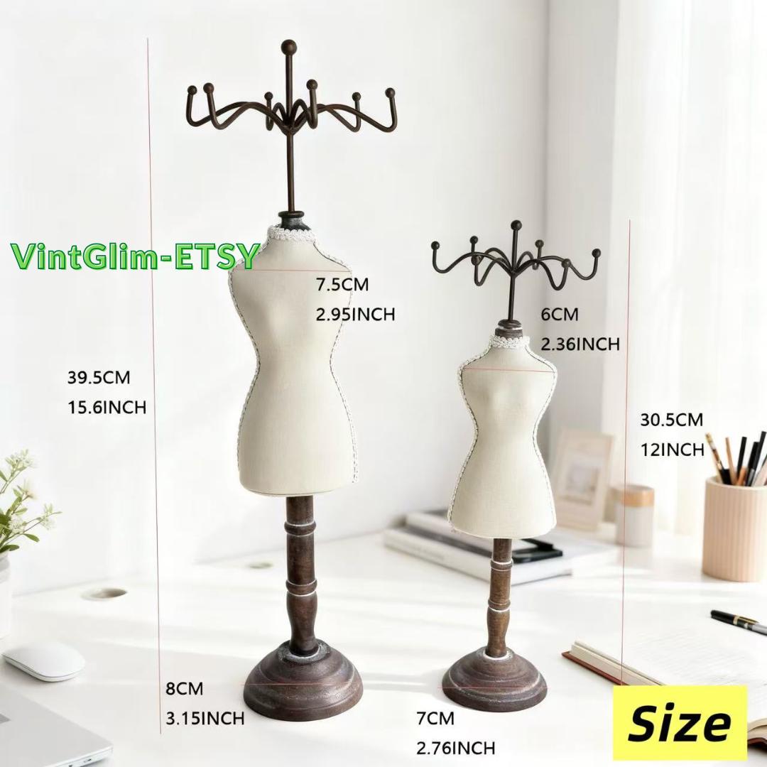 Baroque Wooden Mannequin Jewelry Holder: Vintage Bust Display
