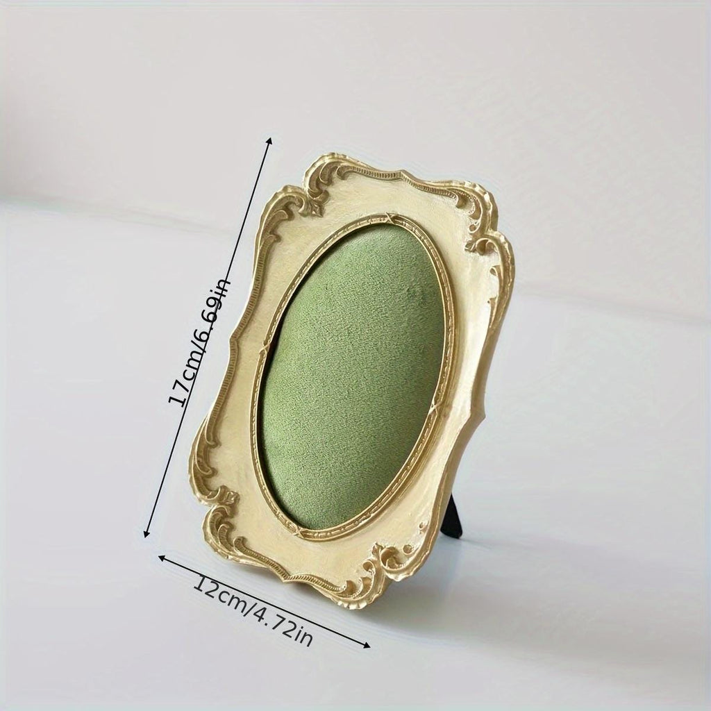 Baroque Gold Jewelry Holder: Velvet Lined Necklace & Ring Display