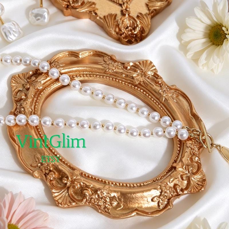 Mini Gold Baroque Frame, Baroque Jewelry Photo Prop for Flat Lay & Content Creation DIY
