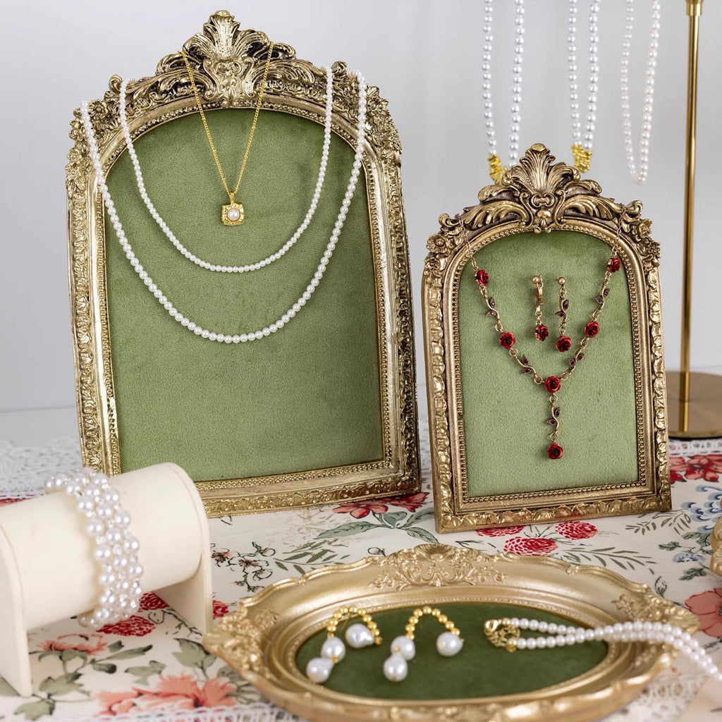 Baroque Gold Ornate Velvet Jewelry Display Stand: Necklace & Earring Holder