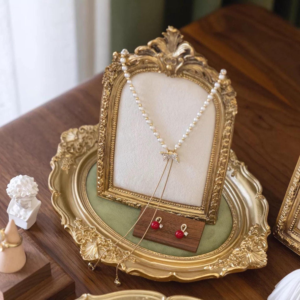 Baroque Gold Ornate Velvet Jewelry Display Stand: Necklace & Earring Holder